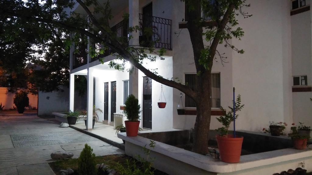 Hospedaje Parras Паррас-де-ла-Фуэнте Экстерьер фото